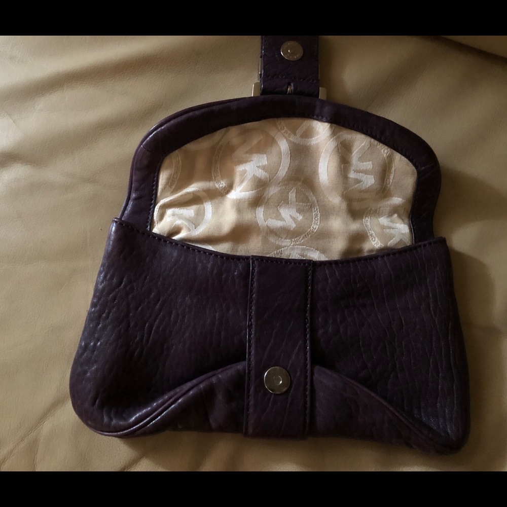 Michael Kors Clutch